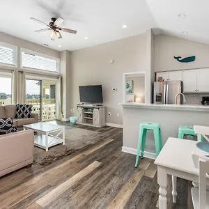 Gone Coastal Holiday home